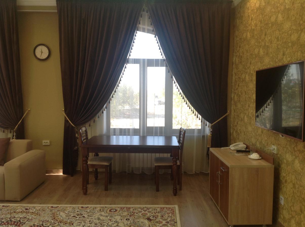 Dostyk Hotel Kyzylorda Exterior foto